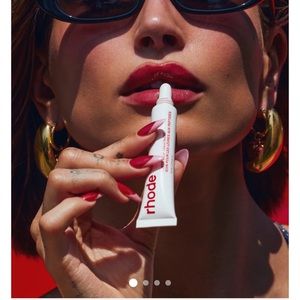 NEW rhode peptide lip